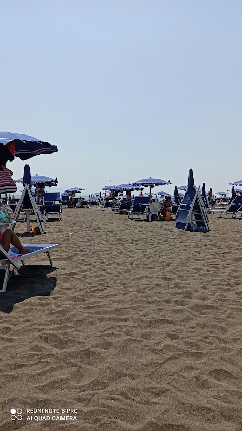 Oplonti Beach Club