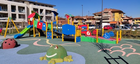 Parco con area giochi