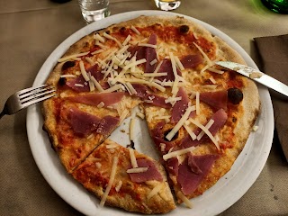 Pizzeria Norcineria Piccolo Borgo Antico by La Rossa - Giovinazzo