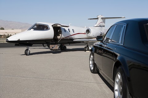 International Limousine Service - Luxury Transfers