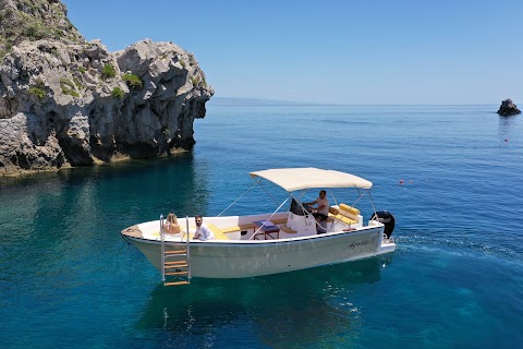 Boat Excursions Taormina