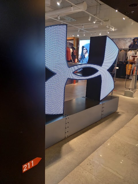 Under Armour Roma Est