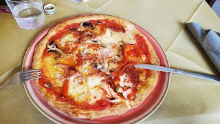 ALEXANDER PIZZERIA *****