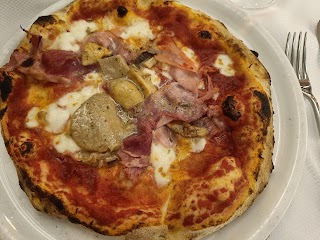 Pizzeria Montegrigna | Tric Trac