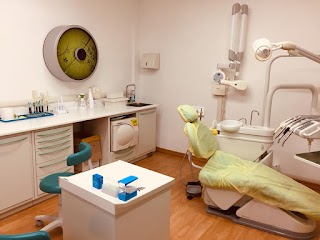 Studio Dentistico Almonti