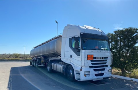 Taranto sud trasporti ,container ,vasche ribaltabili per (terra,bitume ,rifiuti) ,trasporto cisterne per( infiammabili,bitume ,rifiuti) rifiuti non pericolosi