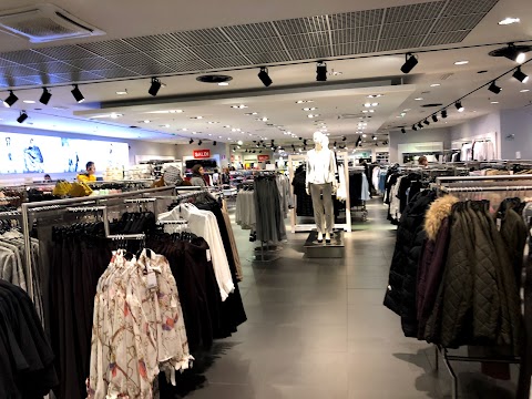 H&M