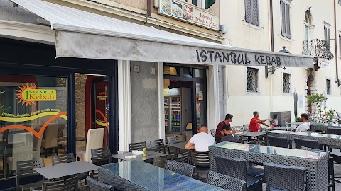 Istanbul Kebab e Pizza