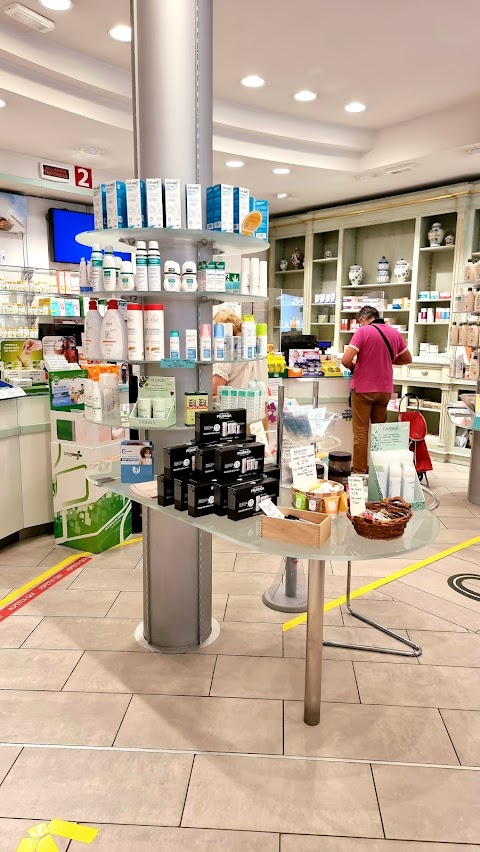 Farmacia Del Galluzzo Del Dott. Enrico Ara