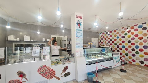 All Ice Gelateria Torteria