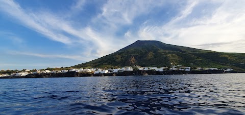 Massimo Sabbie Nere Escursioni Barca Vulcano