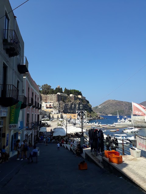 Lipari Marina Corta