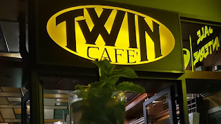 Twin Café