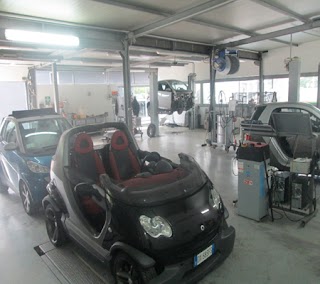 Smart CECAR srl -SMART SERVICE UFFICIALE, CENTRO UFFICIALE DI VENDITA SMART DIREZIONALI, CENTRO UFFICIALE DI VENDITA ED ASSISTENZA SMART EQ ELETTRIC.......dal 1958 movimenta il Tuo futuro