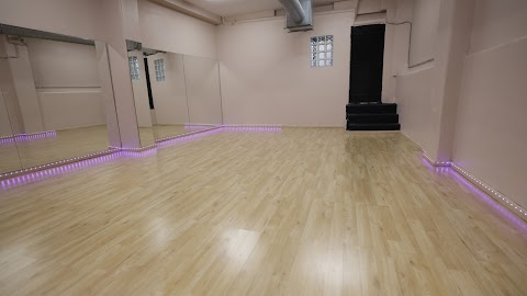 Elle Dance Studio