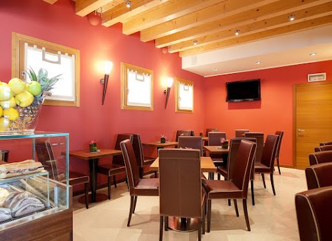 Foto di Clarin Bar Pasticceria - Piazza San Giorgio 1, Venezia (VE), Italia