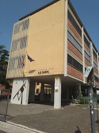 Liceo Scientifico Statale Albert Bruce Sabin via Matteotti (BO)