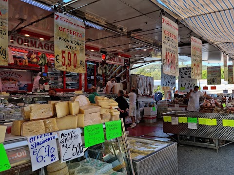 Mercato di Salò - Market Square - Marktplatz