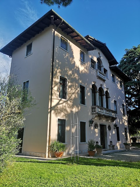 Villa Cecchin Guesthouse