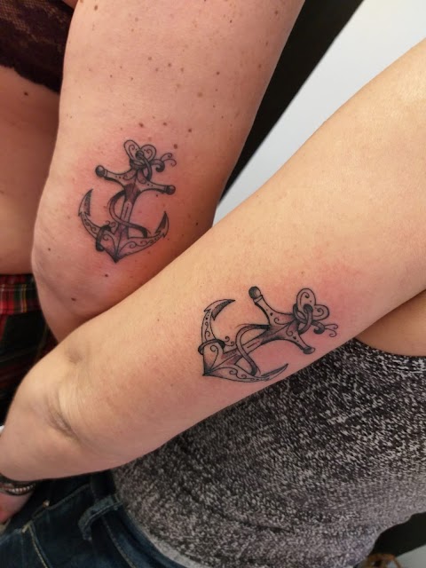 Sisters Tattoo & Piercing