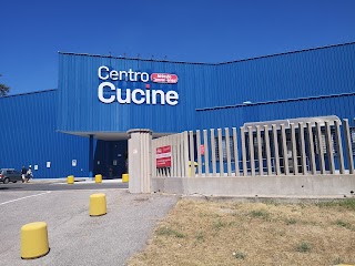 Mondo Convenienza Centro Cucine e Outlet