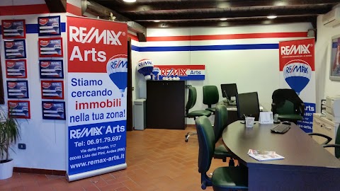 Giuliano Pennacchi Consulente Immobiliare Remax Arts