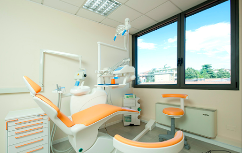 Studio Dentistico Dr. Fulvio Curti