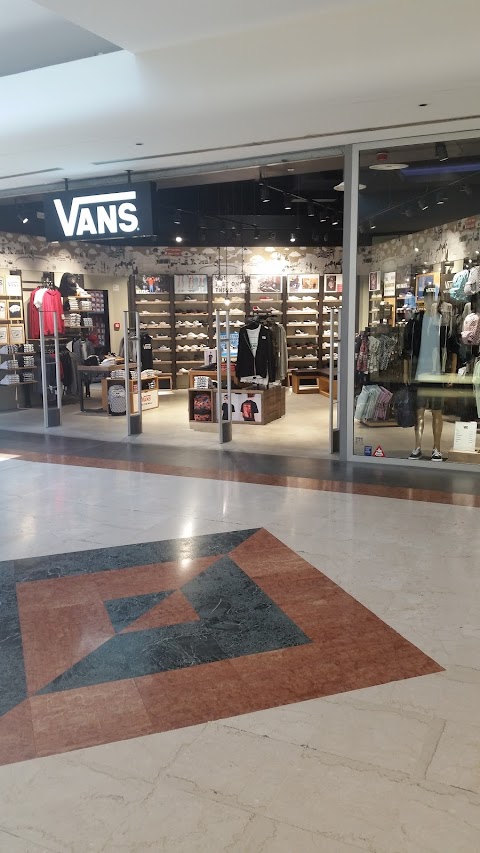 VANS Store