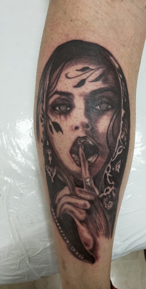 Black Art Tattoo Shop Rovigo