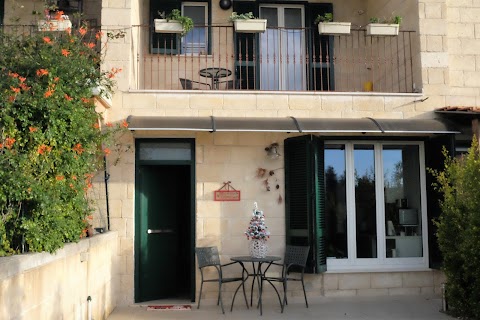 Casa BORGO Regina Bed and Breakfast Bari