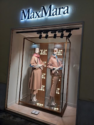 Max Mara