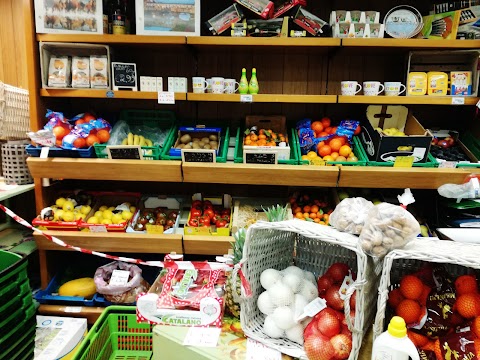 Il Pane Alimentari E Tabacchi Di Zerla Vito