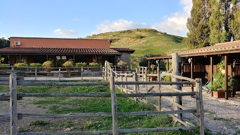 Casale Farnesiana B&B