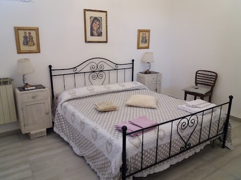 B&B Canosa "Casa di Nonna Lia"