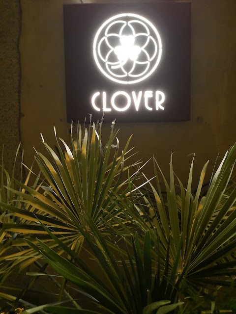 Clover Cocktail Bar