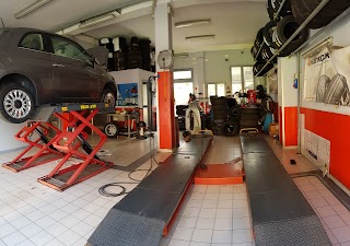 Paonni Gabriele Gommista officina revisioni auto