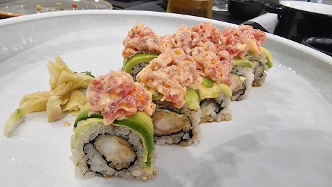 Suki sushi restaurant