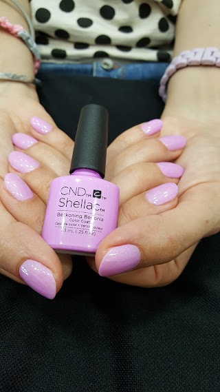 CND SHELLAC CERTIFIED SALON ARABELLA