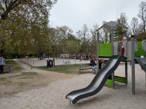 Parco giochi "Giorgio Perlasca"