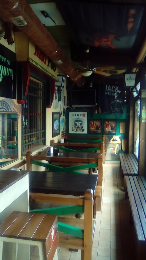 Garden Irish Pub