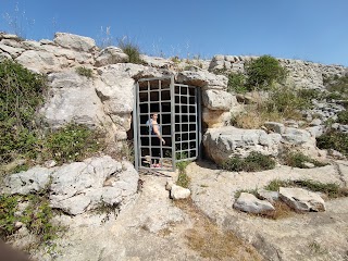 Grotta delle Trabacche