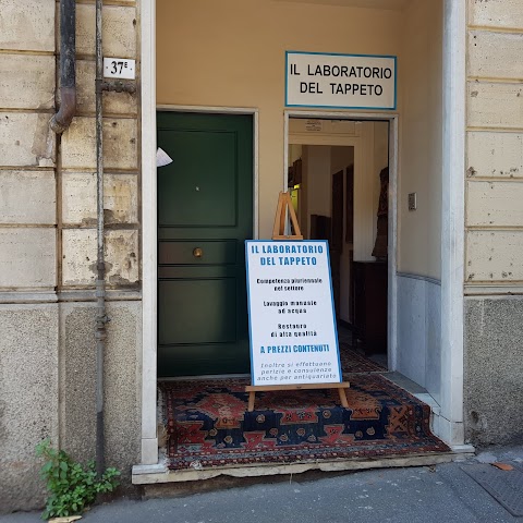 Il Laboratorio del Tappeto. Servizi di Lavaggio, Restauro (anche in loco), Consulenze, e... Tappeti Vecchi ed Antichi.