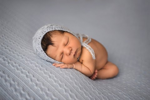 Phetit New Born & Maternity Photographer