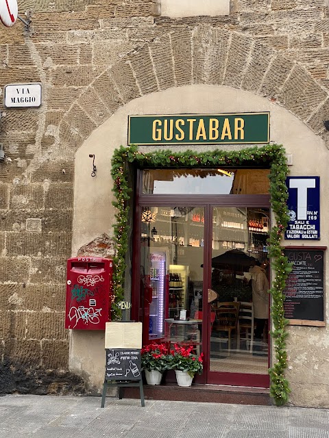 Gusta Bar