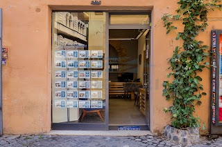 Studio Immobiliare Coronari (Trastevere)