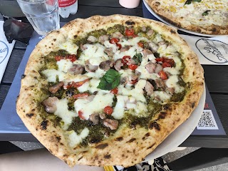 Pizzeria La Traversa cavalleggeri