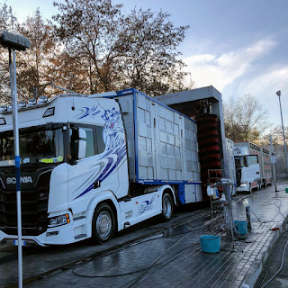 ROYAL TRUCK WASH lavaggio camion