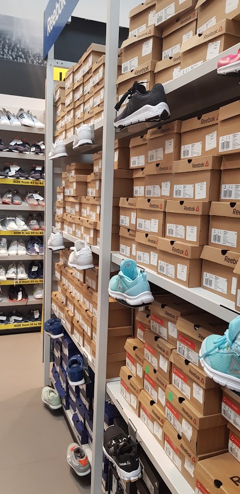 adidas Outlet Store Vicolungo