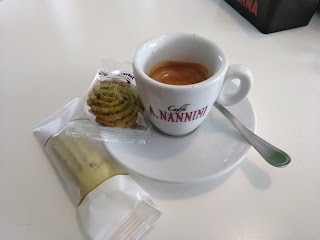 Nomine Rosae Caffè