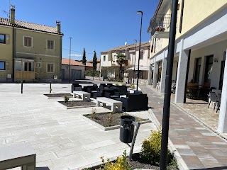 Bar panetteria al villaggio